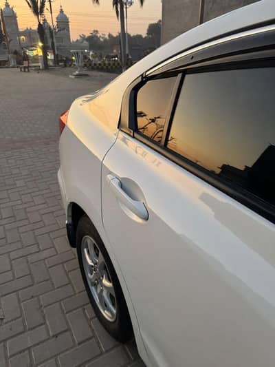 Honda Civic Oriel 2015