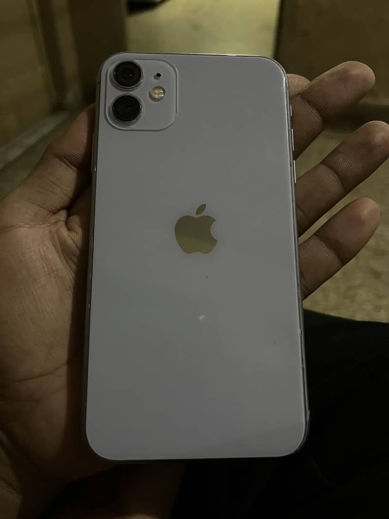 Apple iPhone 11 0