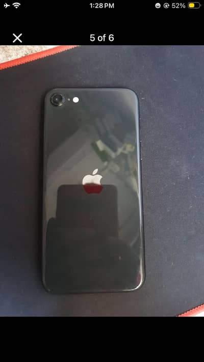 Apple iPhone SE