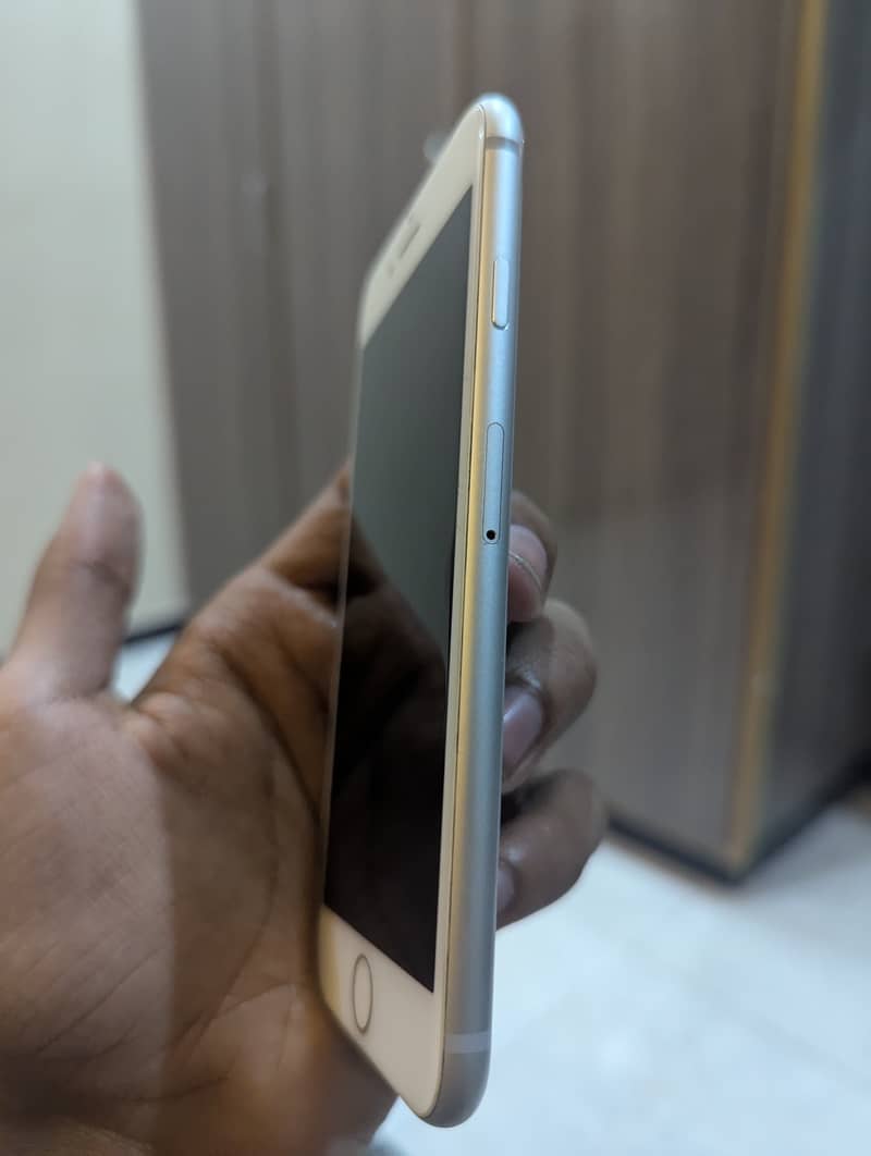 Apple iPhone 8 2