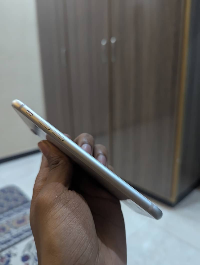 Apple iPhone 8 9