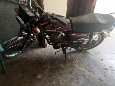honda 125 03071768018 call or WhatsApp