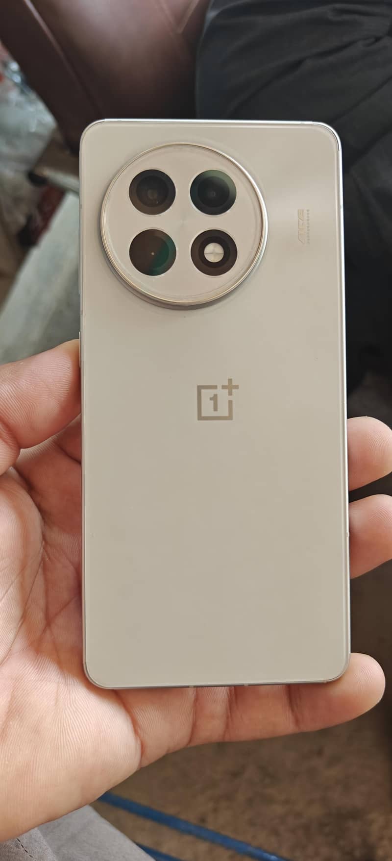 OnePlus 13r 6