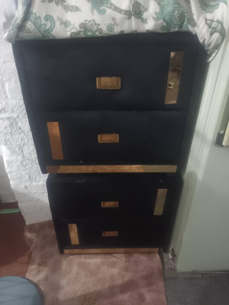 bedside table with mattress 2