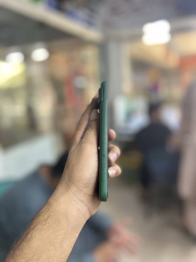 Google Pixel 8 3