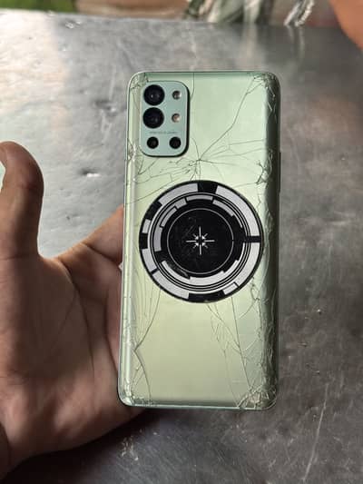 One Plus 9R