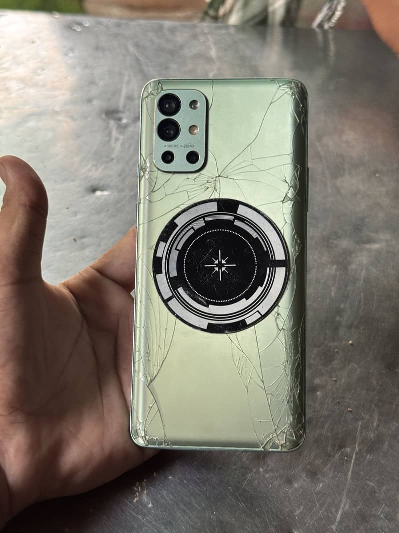 One Plus 9R 0