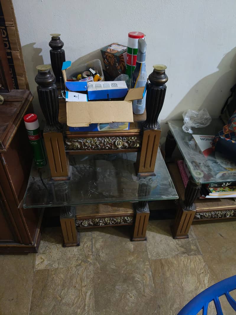 Dressing table and mid tabels 2