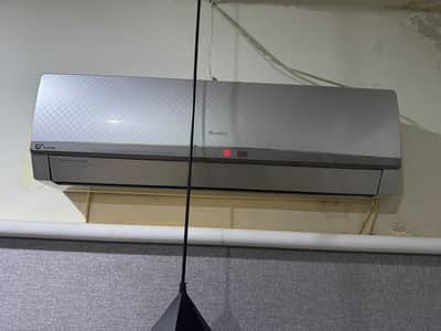 Gree 1 ton inverter AC