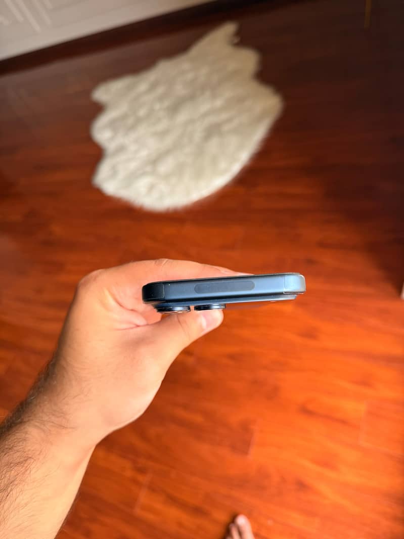 Iphone 17 pro max 5
