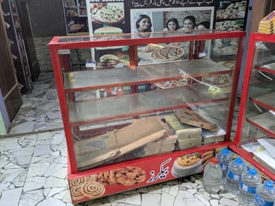 Counter for sweet and Fast Food