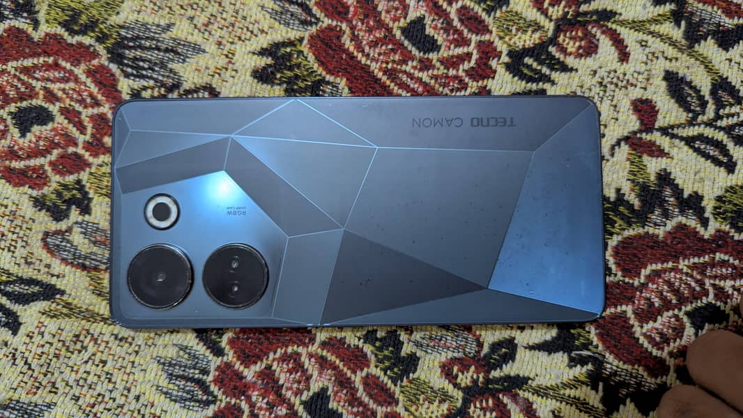 Tecno CAMON 20 1