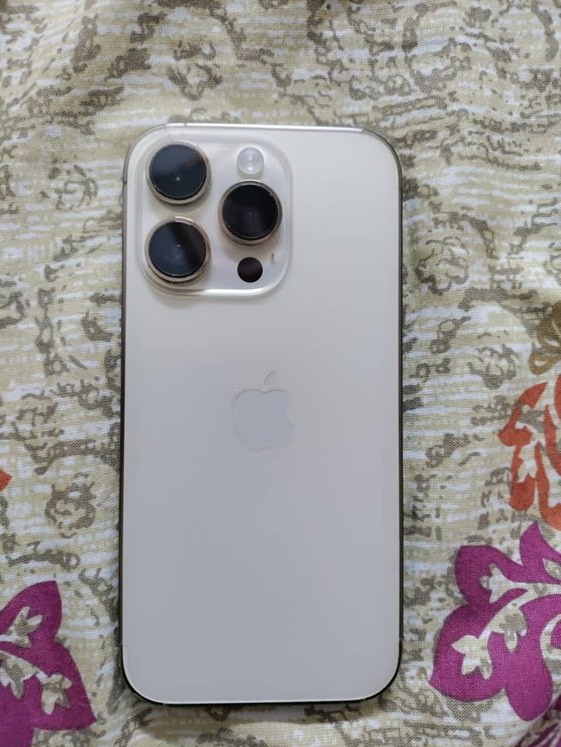 Apple iPhone 14 Pro 2