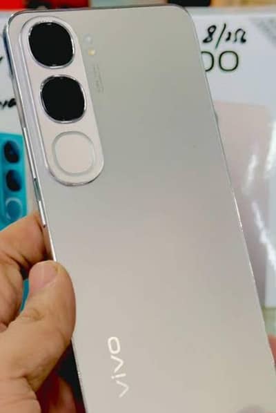 Vivo Y200