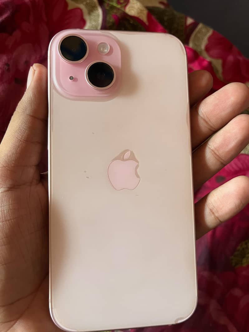 Apple iPhone 15 8