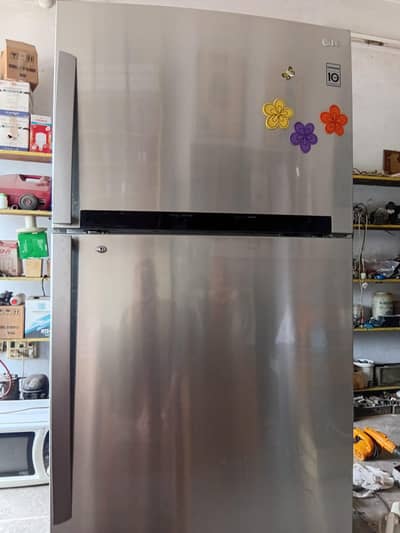 LG Full size refrigerator