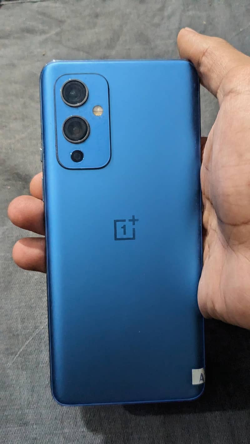 One Plus 9   8/10 5