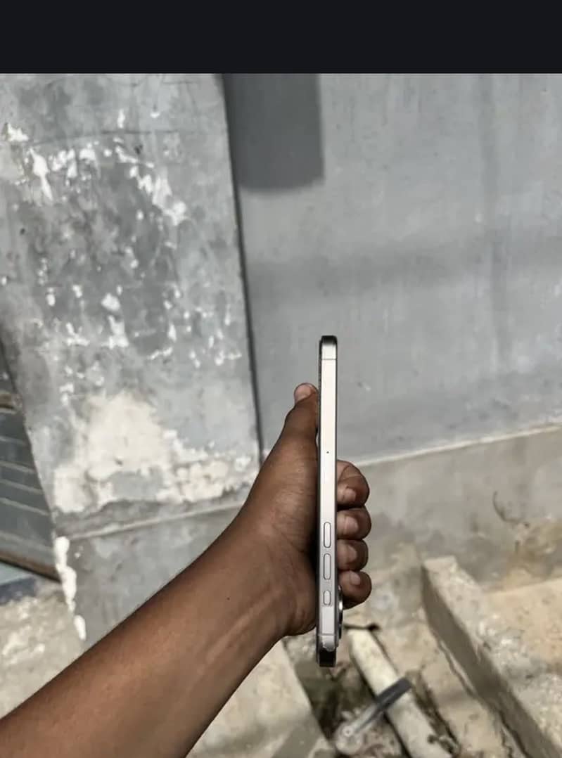Apple iPhone 13 Pro 5