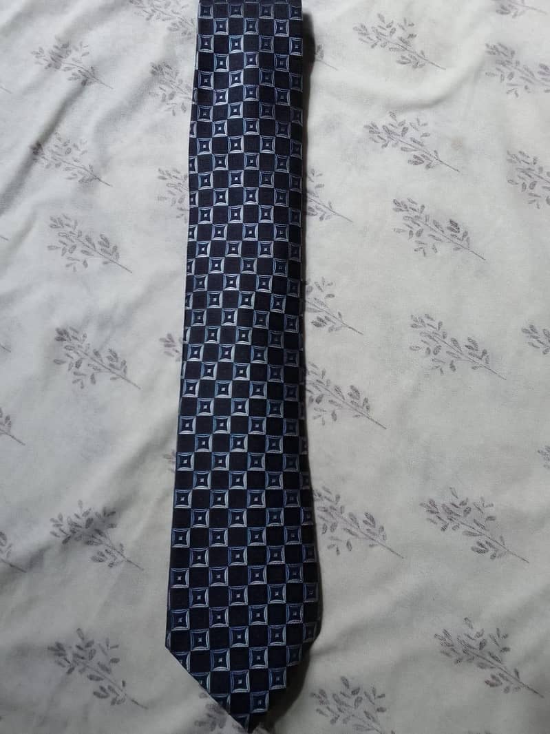  TIE 8