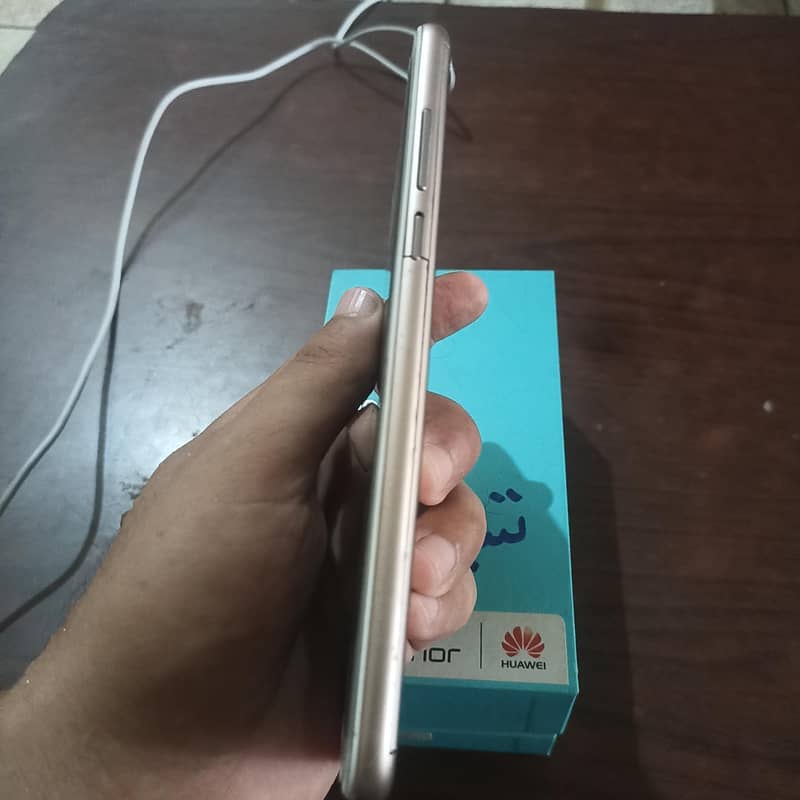 Honor 7C 2