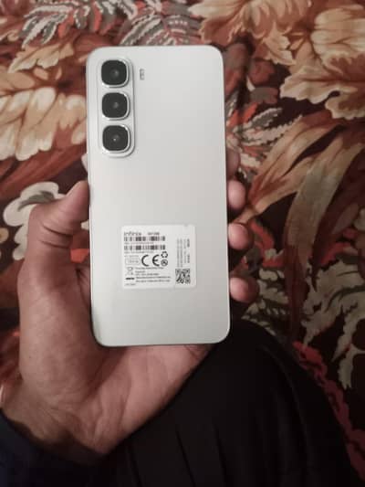 Infinix hot 60i 6/128