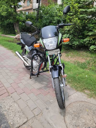 Honda Deluxe 125 just like a new