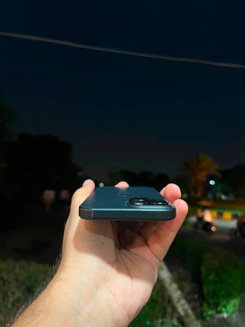 Apple iPhone 15 7