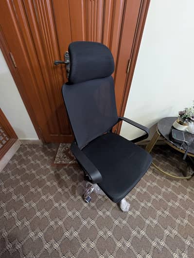 Brand new Chairs with headrest