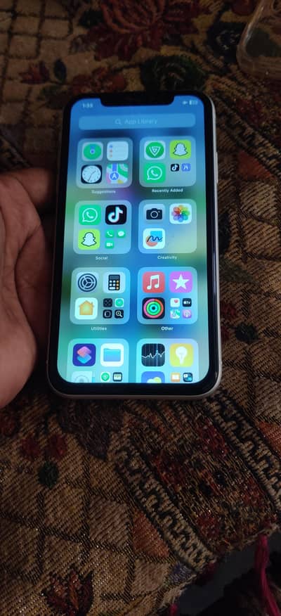 Apple iPhone 11