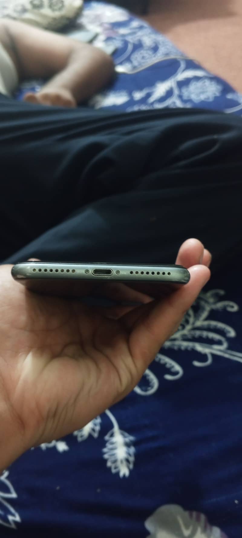 Apple iPhone 8 Plus 3