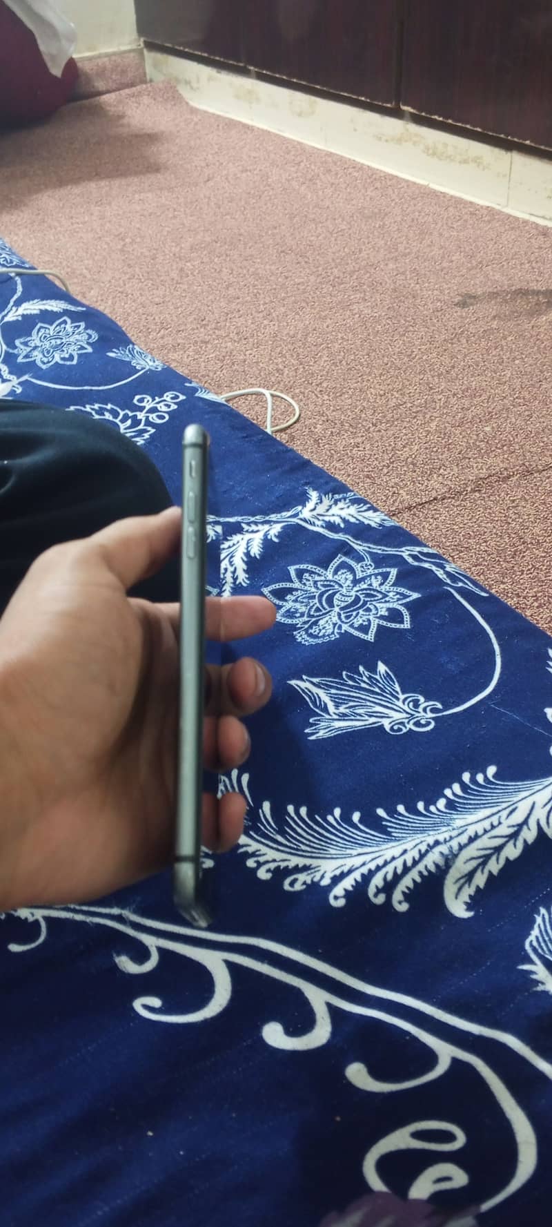 Apple iPhone 8 Plus 4