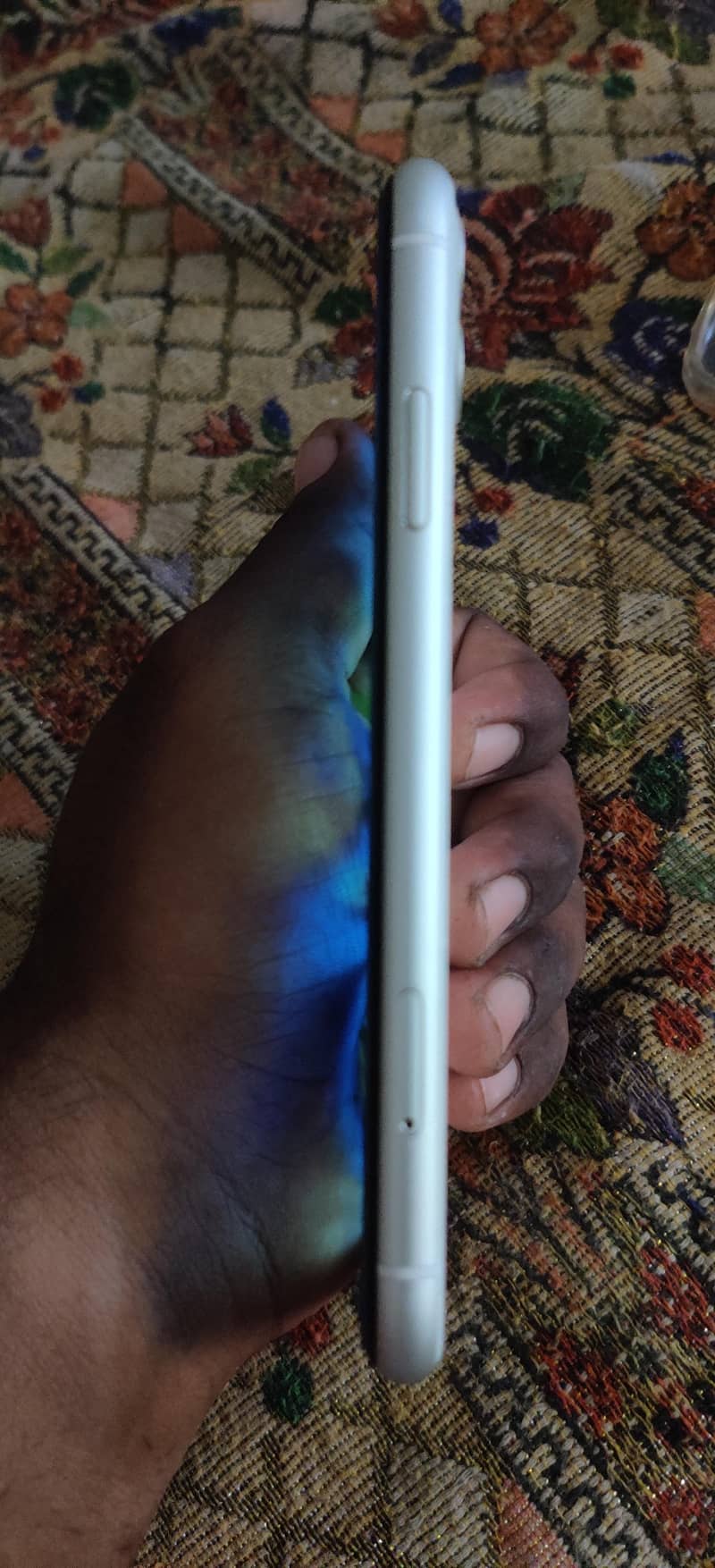 Apple iPhone 11 3