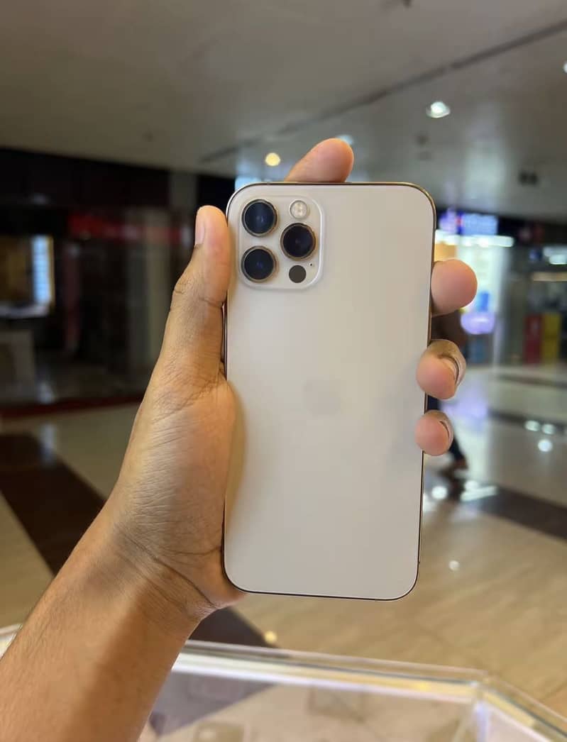 Apple iPhone 12 Pro 0