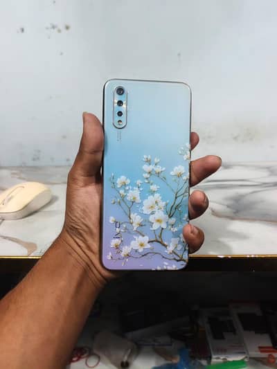 Vivo S1
