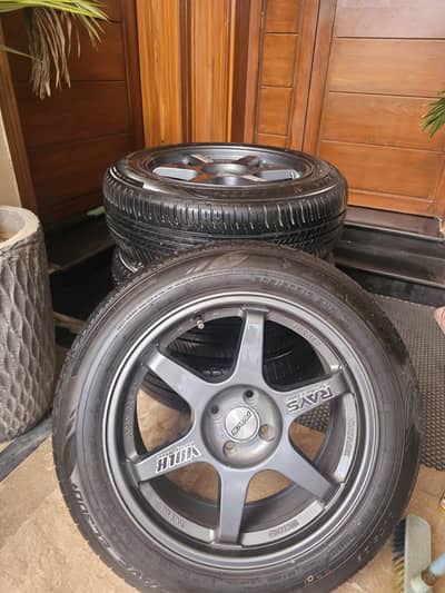 17 inch 4nut rays te 37 rims with brand new dunlop tyres