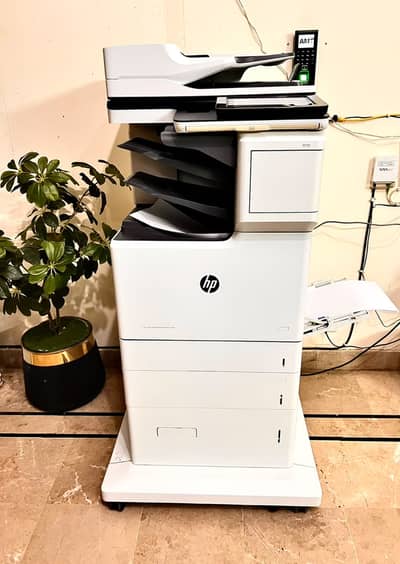 HP LaserJet Managed Flow E67560 — Heavy-Duty Color Multifunction Print