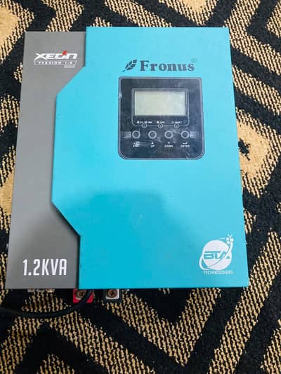 fronus ups