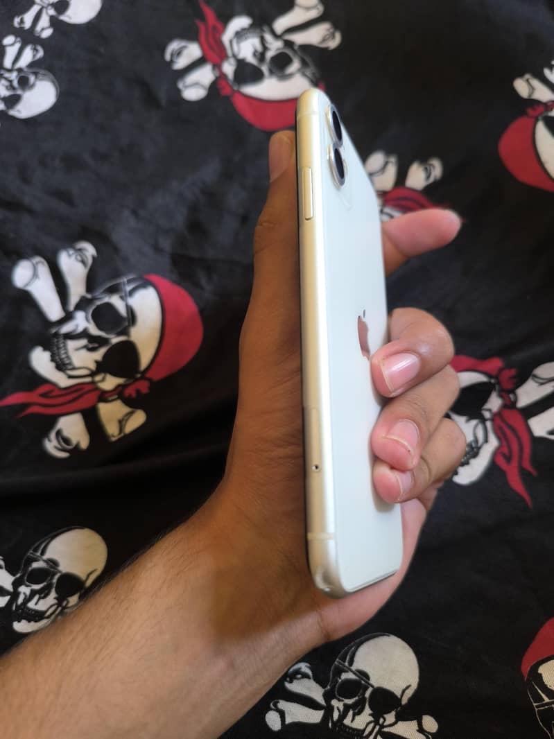 Apple iPhone 11 1