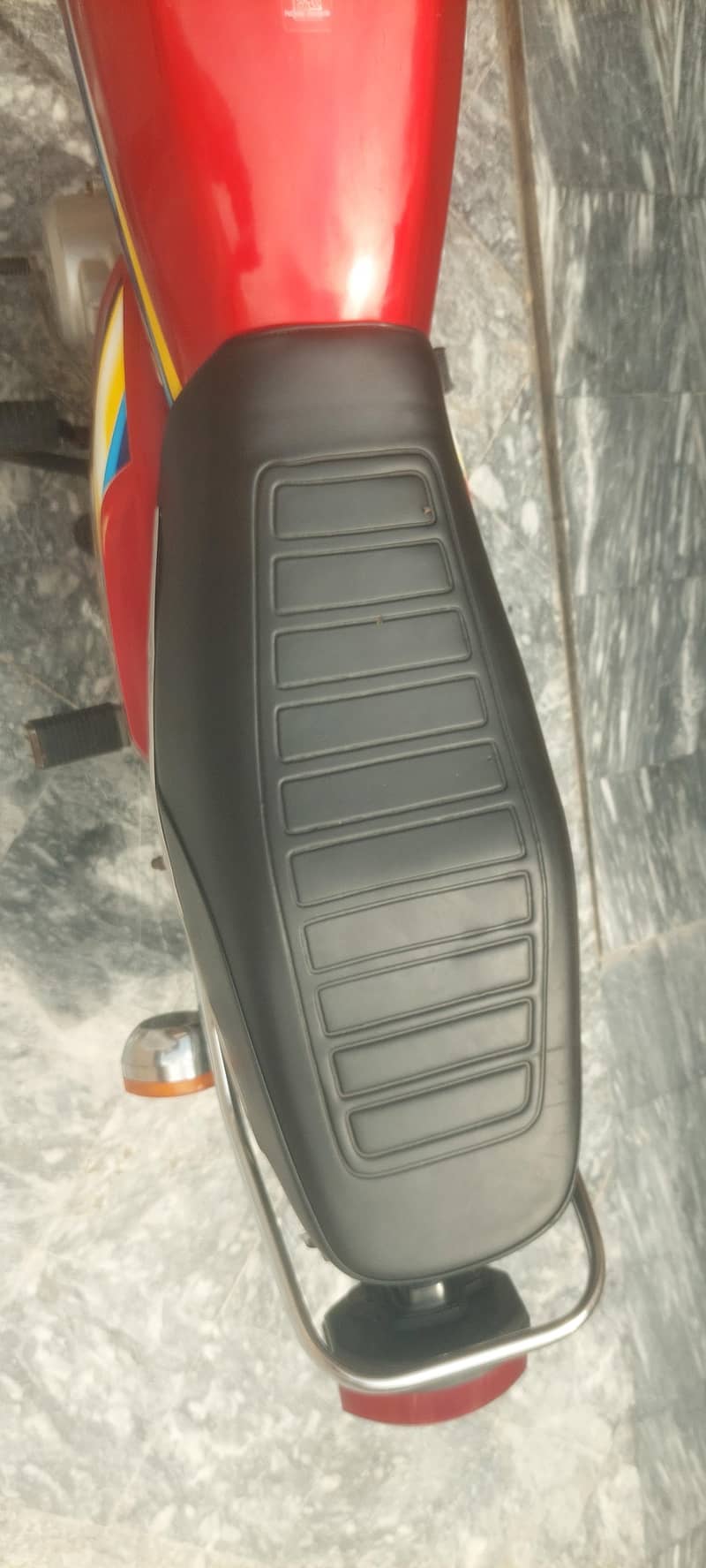 87 6R 3
