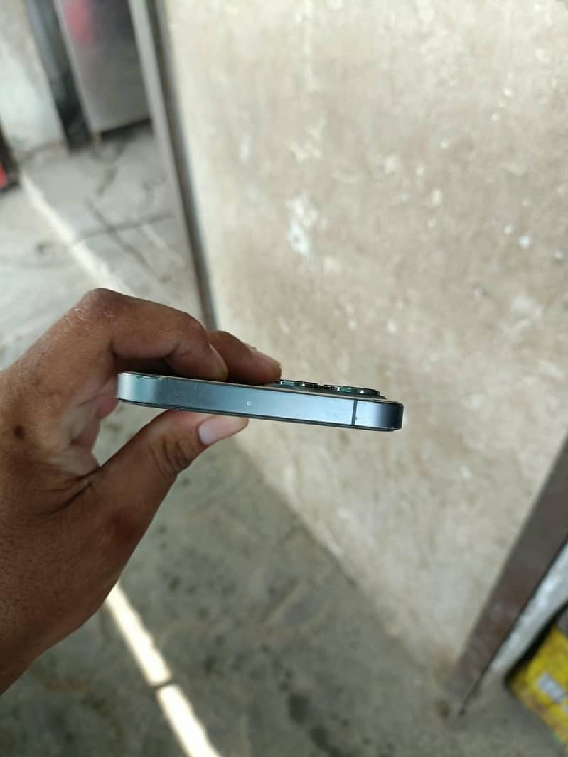 Apple iPhone 12 Pro Max 3