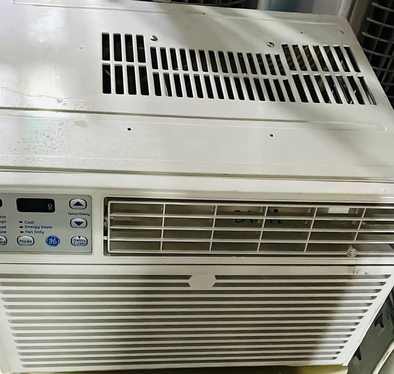 Window AC . 75 Ton 1
