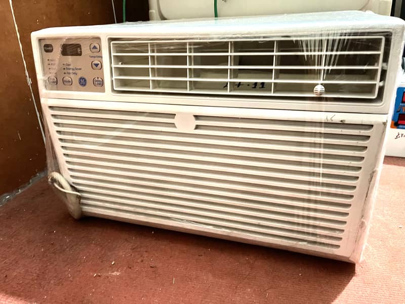 Window AC . 75 Ton 3