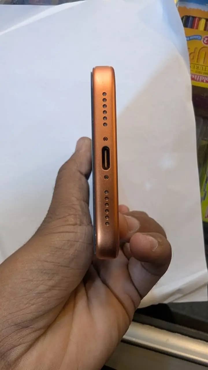 Apple iPhone 17 Pro Max 2