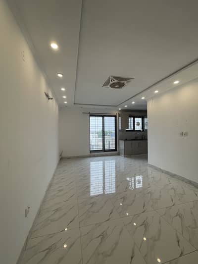 1 BHK Non Furnished Apartment For Families/Bachelor'