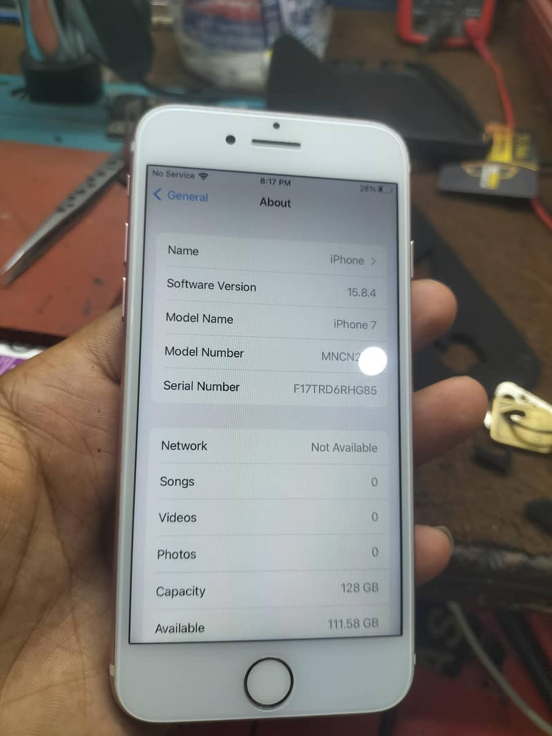 Apple iPhone 7 2