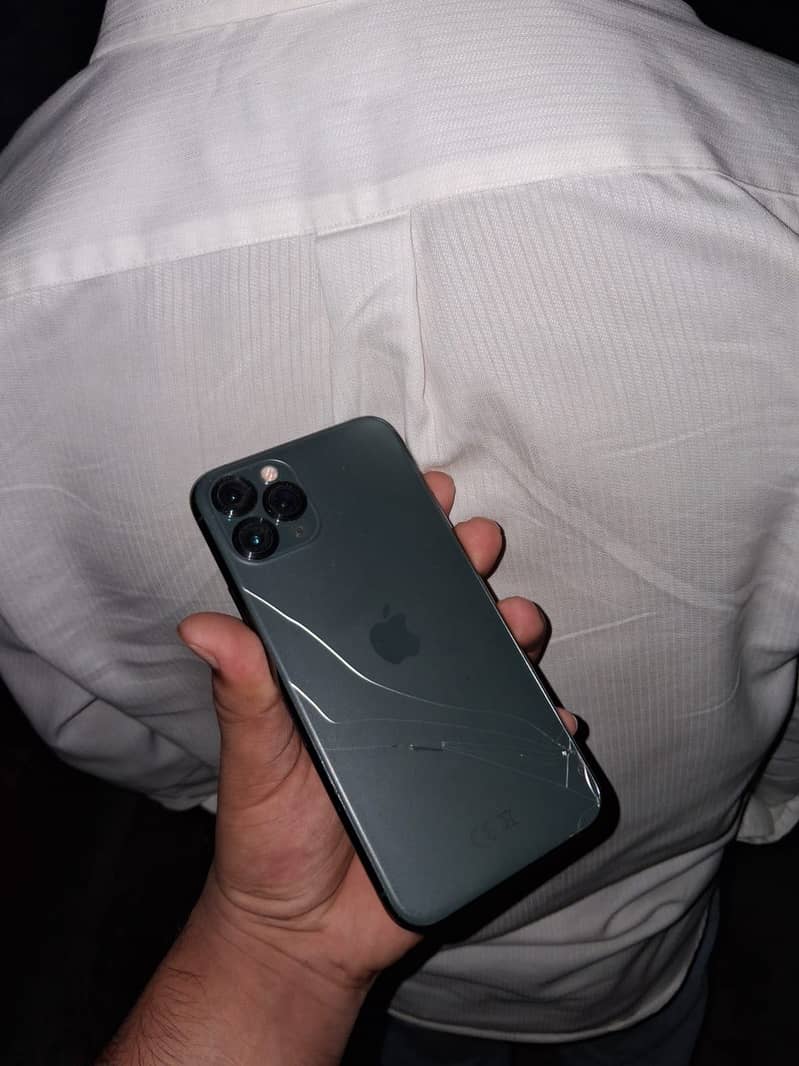 Apple iPhone 11 Pro 2