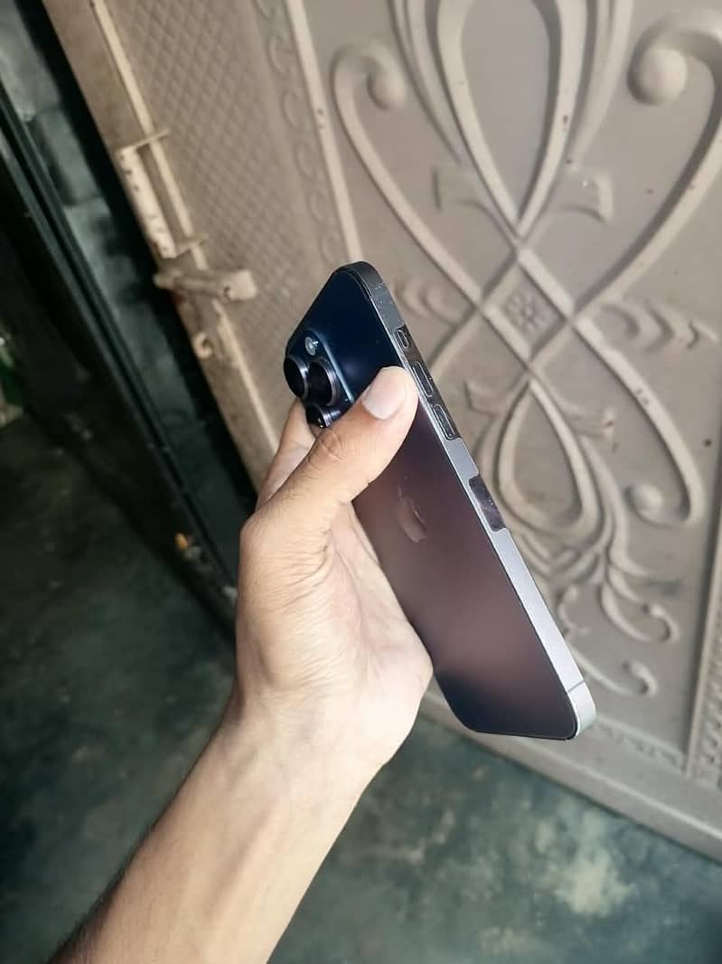 Apple iPhone 14 Pro Max 3