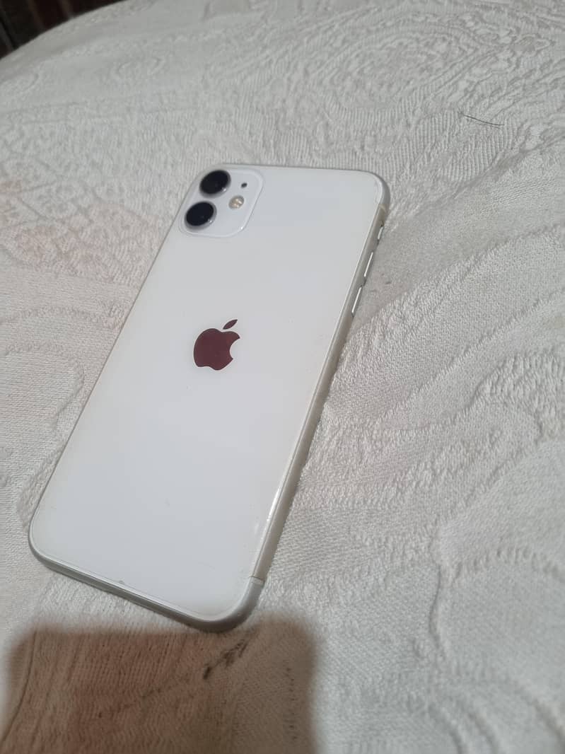 Apple iPhone 11 0