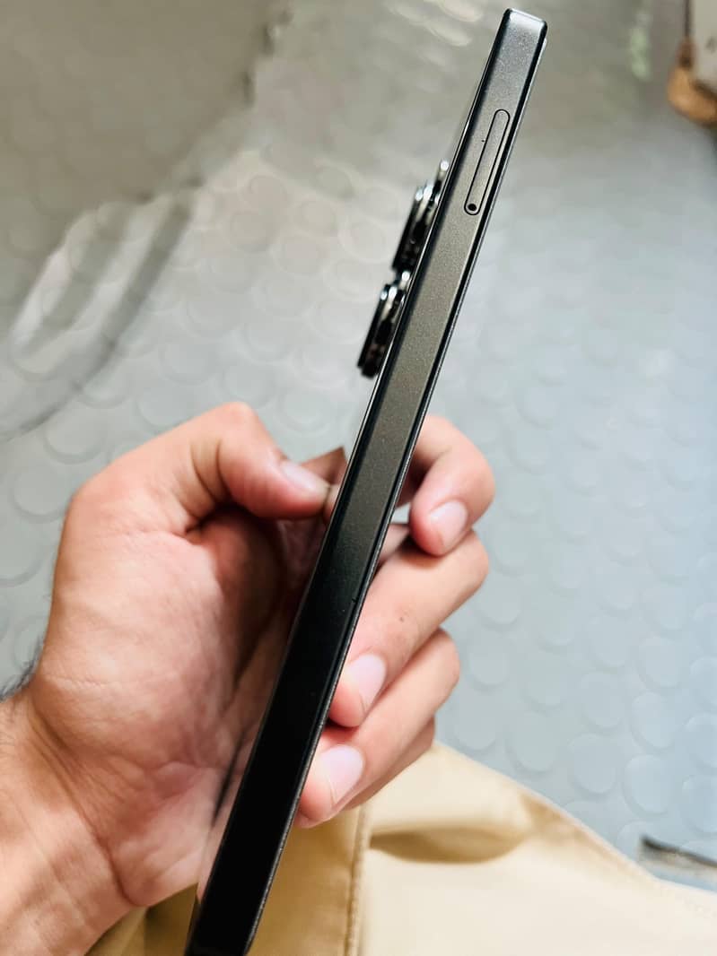 Xiaomi Redmi Note 13 Pro 3