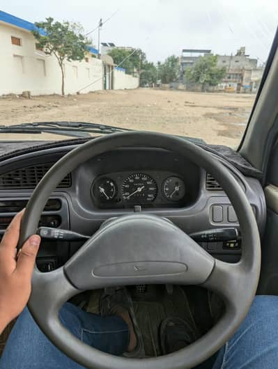 Daihatsu Cuore 2011
